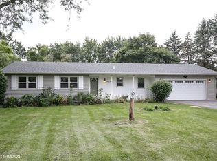 9N760 Tipi Ln, Elgin, IL 60124