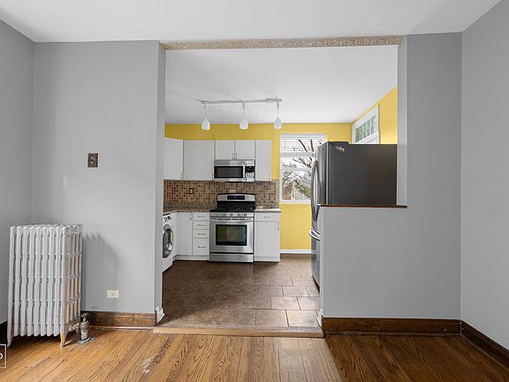 4th image of 6968 N Wolcott Ave #3