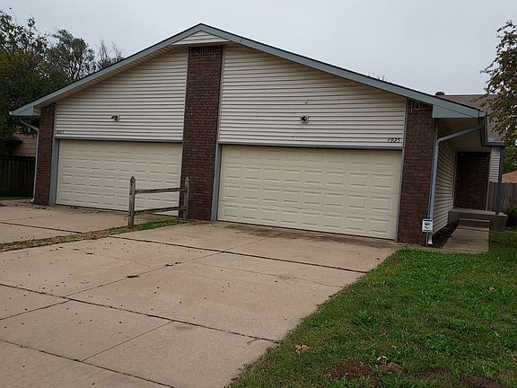 1. 4925 W 11th, Exterior