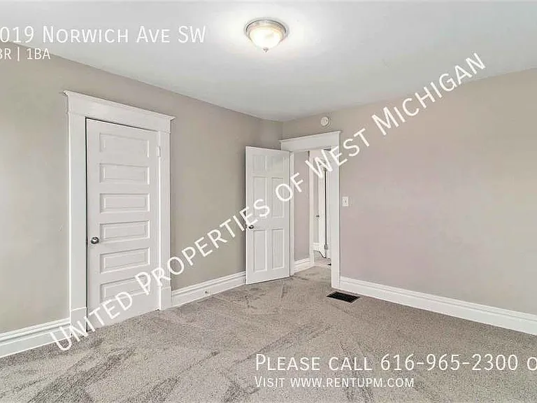 1019 Norwich Ave SW — Photo 8