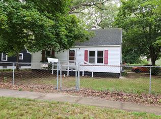 1295 James Ave, Muskegon, MI 49442