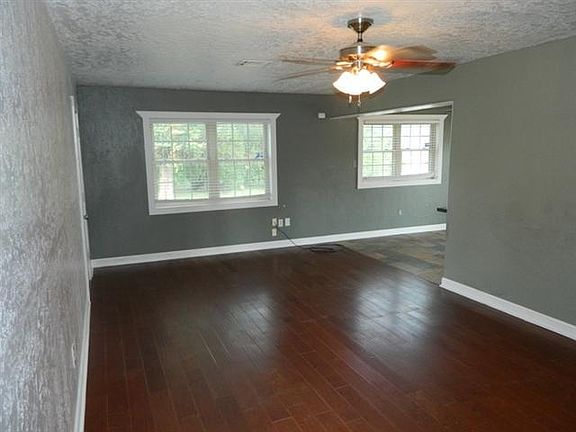 4th image of 5205 NW Liberty Ave