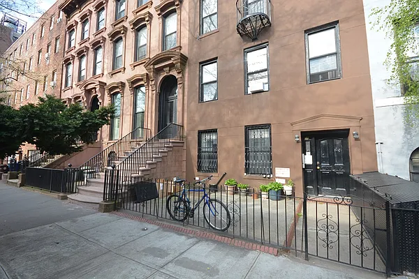 Rented by Corcoran | media 13