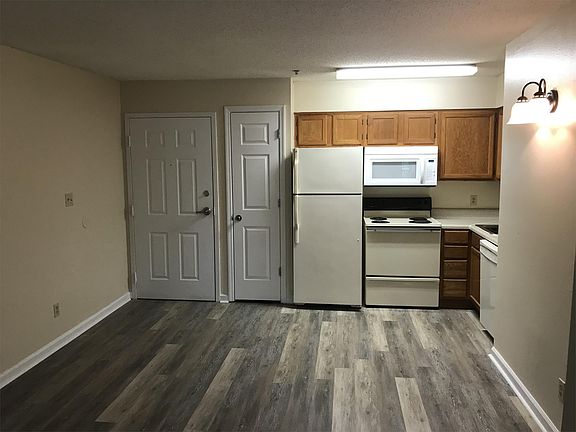 5th image of 200 Sandestin Ln APT 619