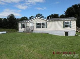 7425 Hall Rd, Bellevue, MI 49021