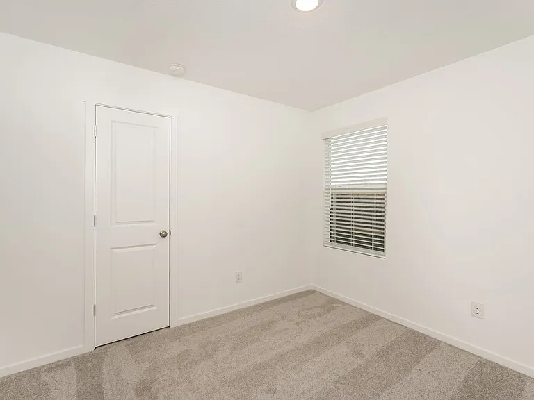 201 Sycamore Pl — Photo 12