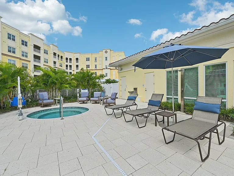 The Alloro at University Groves — Photo 45