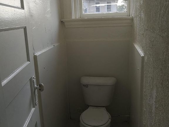 4th image of 671 Glenwood Ave