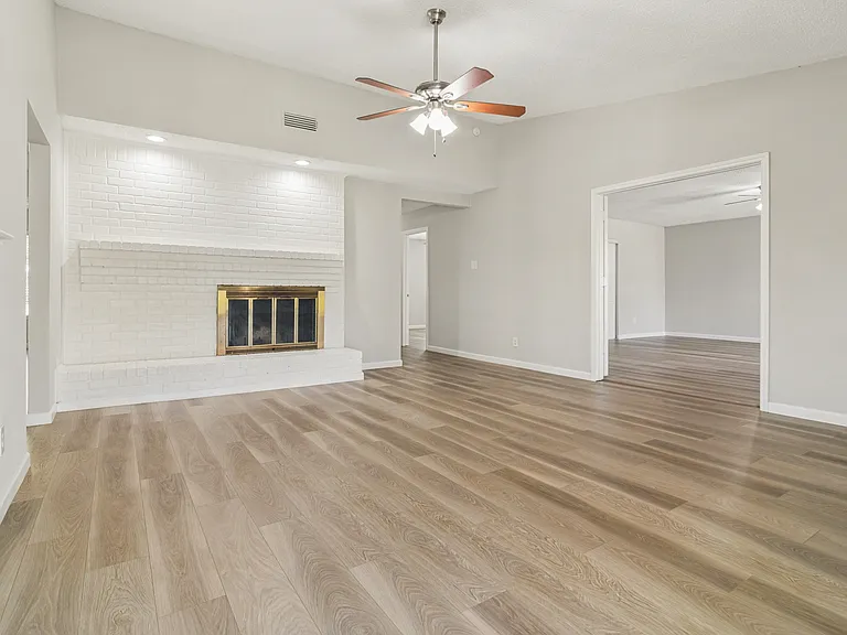 219 Running Brook Ln — Photo 8