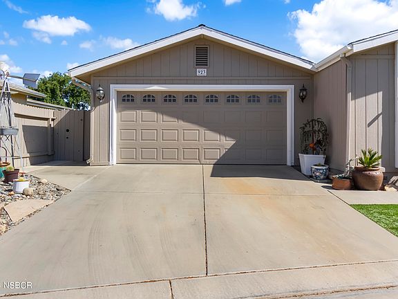 4th image of 923 Vista Del Sol