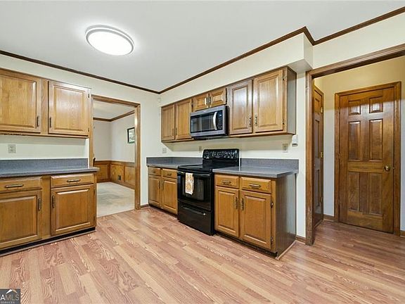 5th image of 3197 Wicks Creek Trl