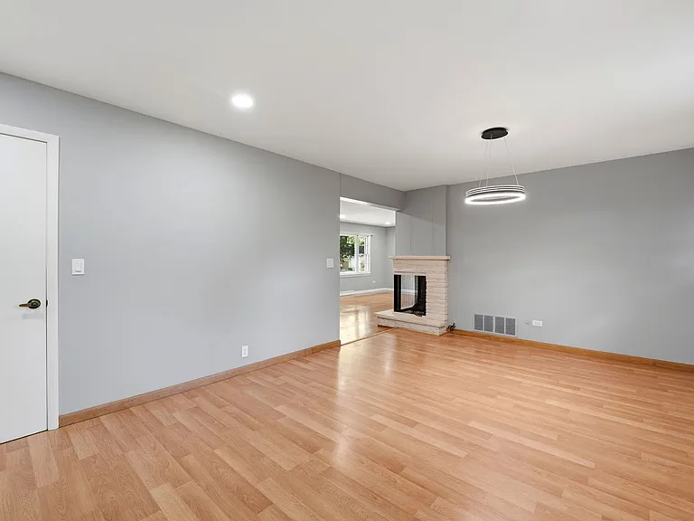 152 Crestwood Dr — Photo 17