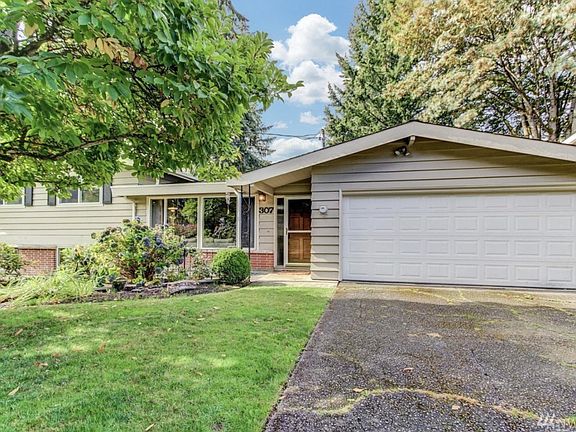 2nd image of 307 155th Ave NE