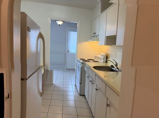 Windsor Tower Apartments, Windsor, ON N9A 1C5