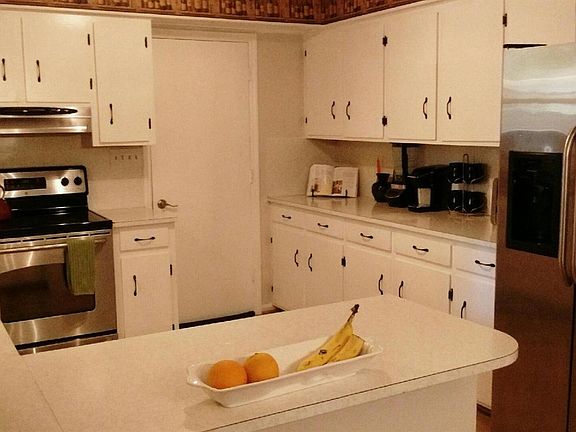 3rd image of 22 Belmont Pl