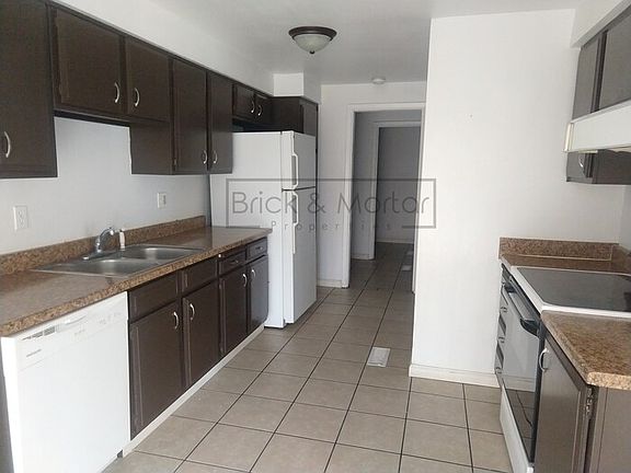 3rd image of 4108 Pheasant Dr