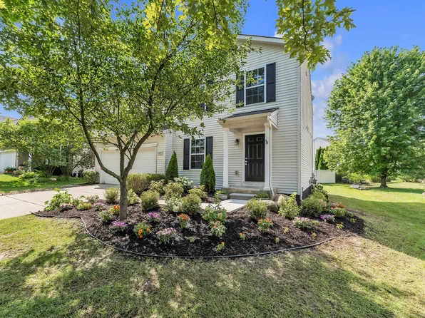 8135 Cypress Cir, Dexter, MI 48130