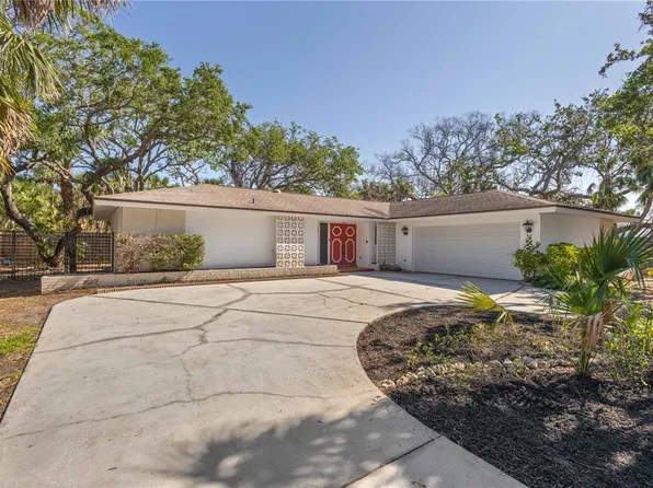 717 Treasure Boat Way, Sarasota, FL 34242