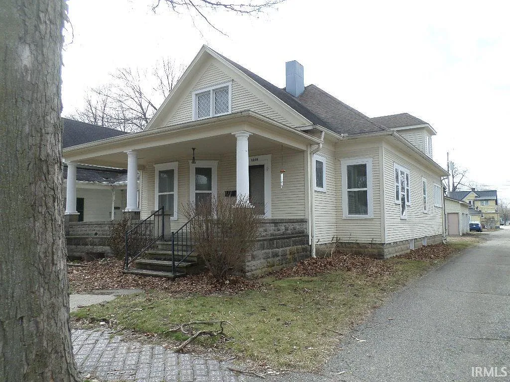 1016 Madison St photo 1
