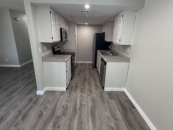 3rd image of 219 Fritts Way