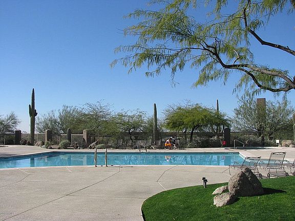 Las Sendas Pool 2