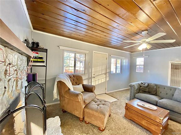 4th image of 320 Tiger Lily Dr