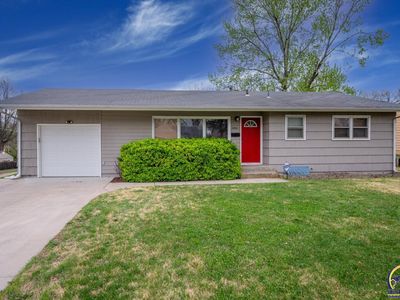 2300 SW Prairie Rd, Topeka, KS, 66614