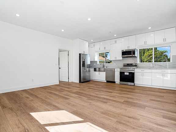 4th image of 6266 Etiwanda Ave #18254