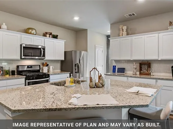 40056 Judith Lora Dr, Gonzales, LA 70737
