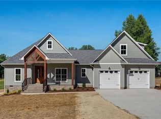 2214 Baker Crossroad Rd, Reidsville, NC 27320