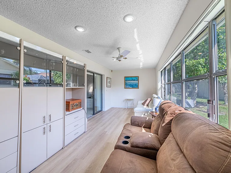 797 NW 32nd Ave — Photo 21