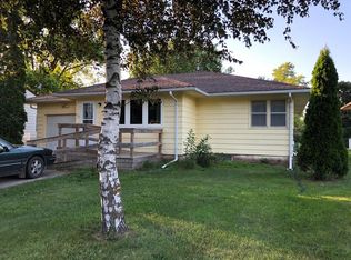 156 E Main St, Rockwell City, IA 50579