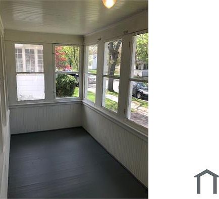 4th image of 30 Lawndale Ter