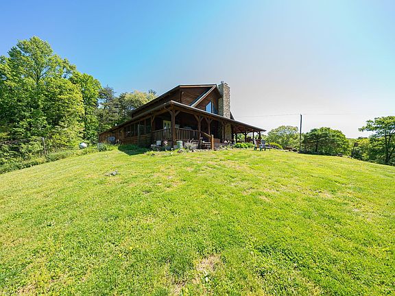 3rd image of 10375 Frasure Helber Rd
