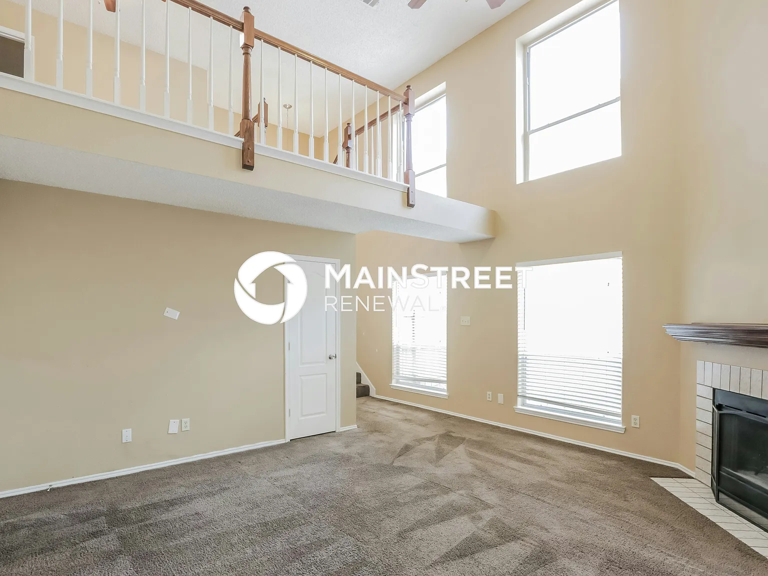 1034 Gaynor Ave — Photo 3