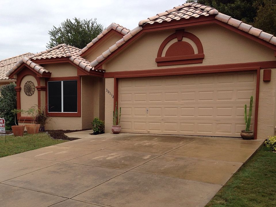 New exterior paint and landscaping.