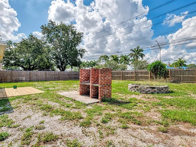 5520 Hayden Blvd — Photo 41