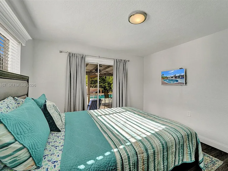 3730 SW 47th Ct — Photo 20