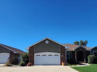 2203 Deerbrook Ln, Emporia, KS 66801