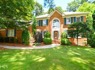 828 Guinevere Way, Lilburn, GA 30047