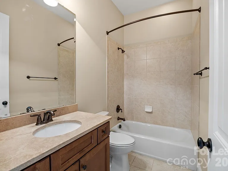 11938 Bradford Park Dr — Photo 19