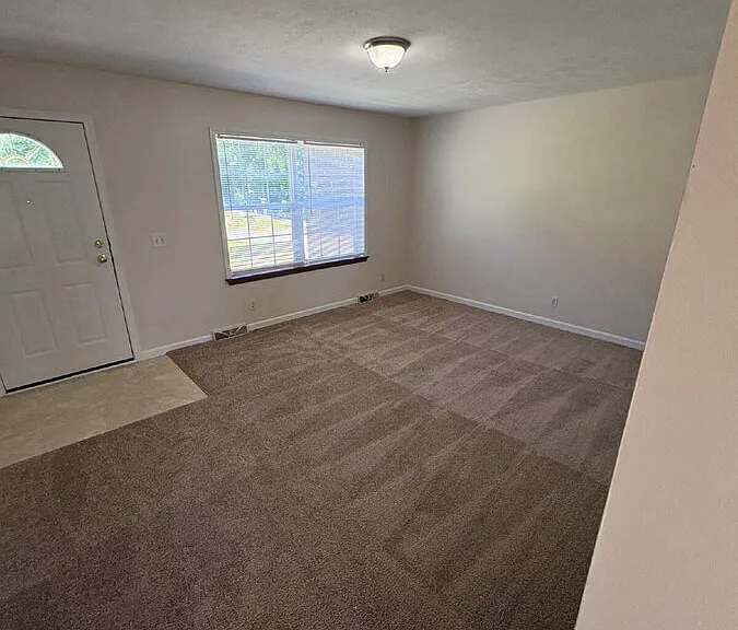 7066 Hat Creek Ln — Photo 4