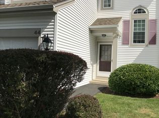 44 Malibu Hl, Rensselaer, NY 12144