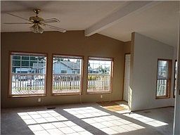 5th image of 190 Henning Dr