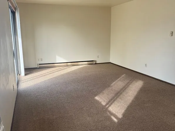 2518 Northwestern Ave., 2518 Northwestern Ave #12, Racine, WI 53404