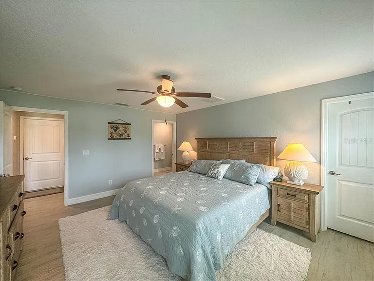 11707 Willmington Blvd — Photo 18