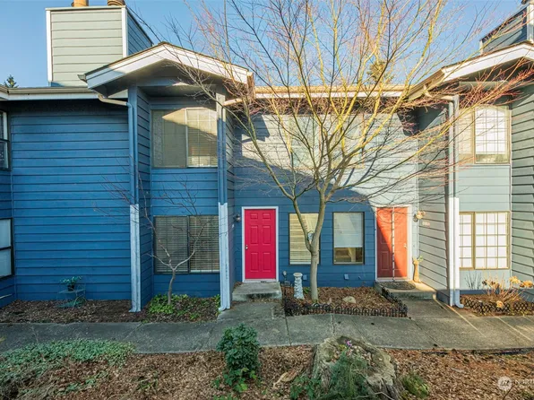 8408 18th Avenue W #12-104, Everett, WA 98204