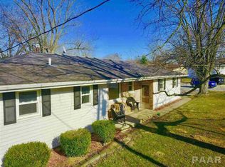 1809 Springfield Rd, East Peoria, IL 61611