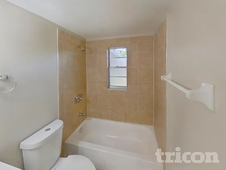 804 Briarcliff Dr — Photo 16