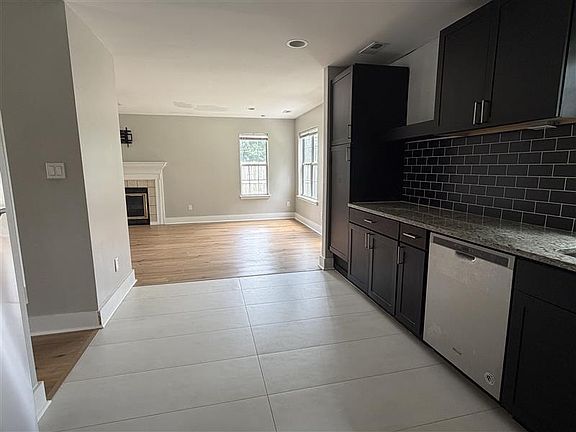 5th image of 14204 Lavender Trace Ct